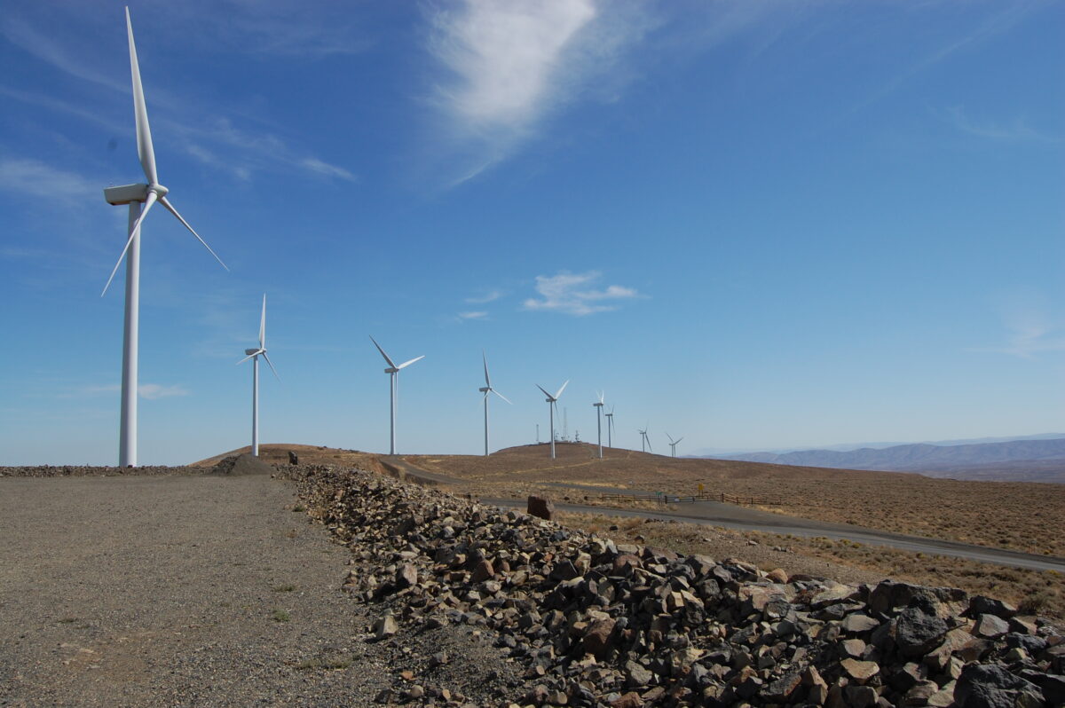 Éoliennes hybrides